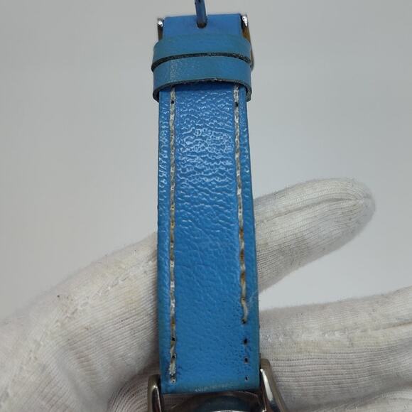 Rare Vintage Minnie Mouse Holding Teddy Bear Watch - Picture 3 of 12